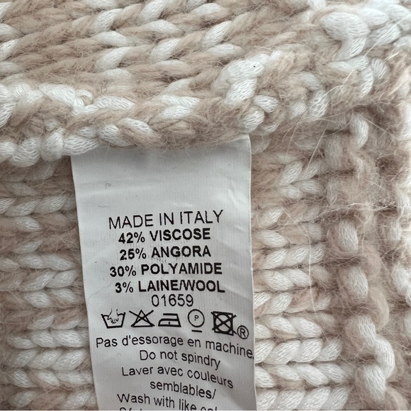 Couregges Fringe Hood Zip Up Sweater - Picture 4 of 4